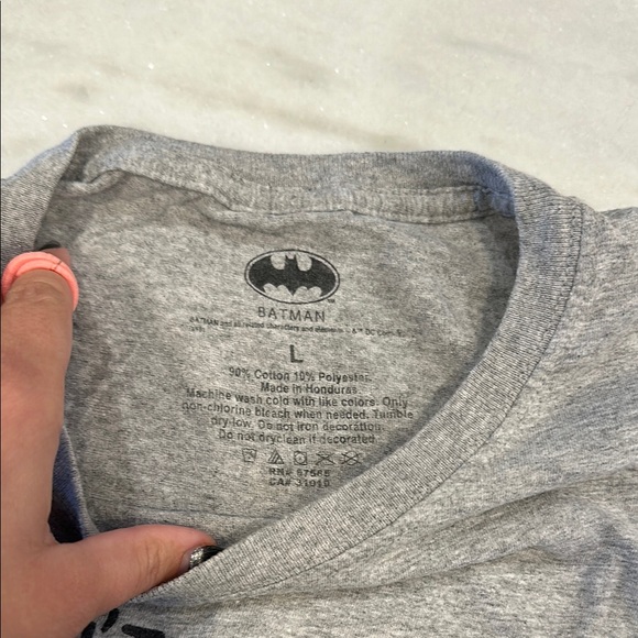 DC Comics Grey Short Sleeve Tee Batman “You can’t sit with us” - Picture 3 of 9